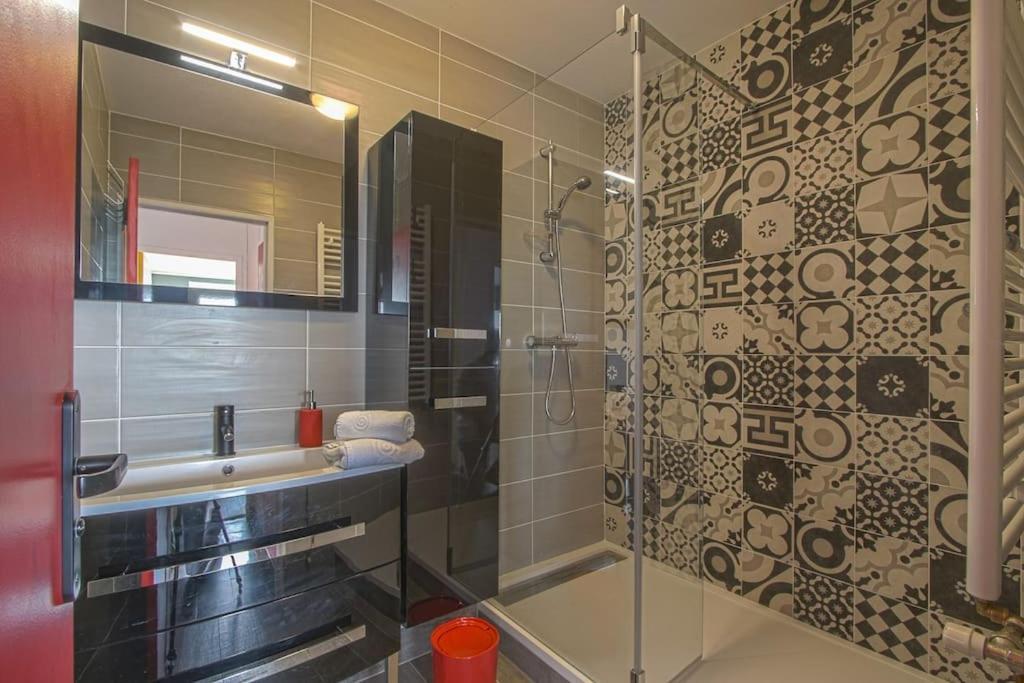 Appart 3 Chambres - 6 Personnes - Memorial - Universite Кан Екстериор снимка